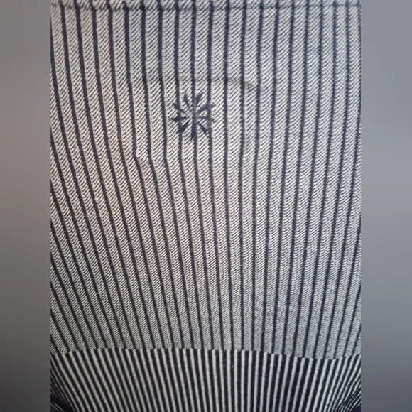 Athleta Flurry Blizzard Rib Turtleneck • Size L • Navy • Stretchy Base Layer EUC - Picture 7 of 11